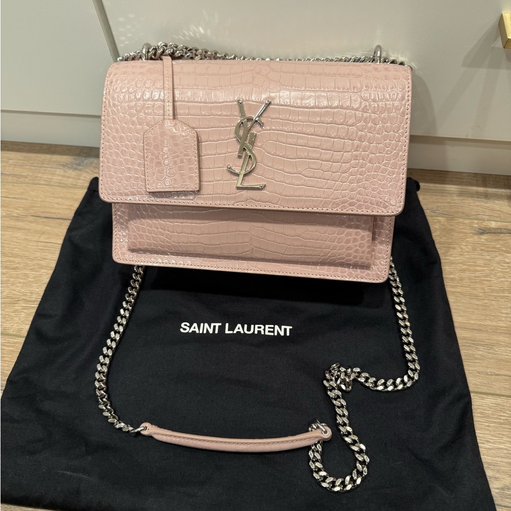 Saint Laurent Pink Crossbody Bag with Silver Chain. EXCELLENT CONDITION.